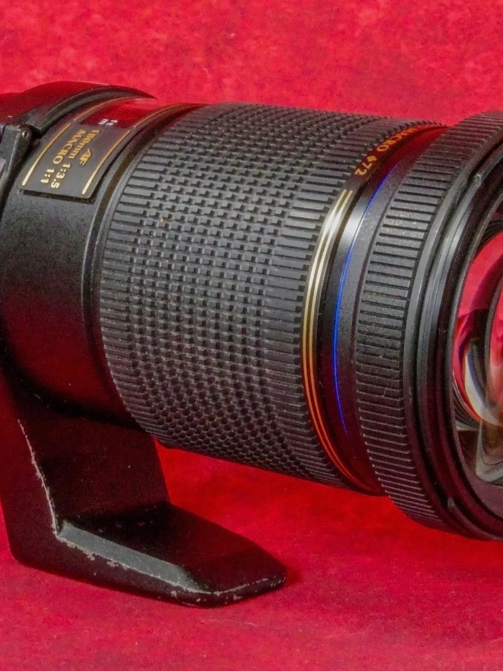 Tamron SP AF 180mm Macro f/3.5 -w/Hood and Tripod Foot-Nikon Mount